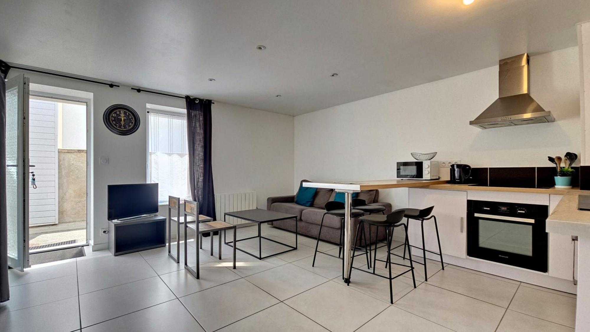 Chez Ellie-Maison De Ville A กงการ์โน ภายนอก รูปภาพ